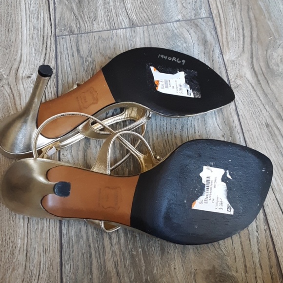 Stuart Weitzman shoes - Picture 4 of 6